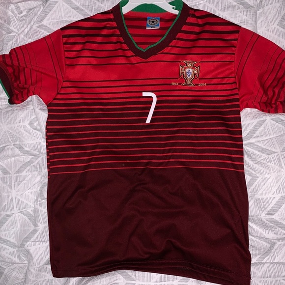 Ronaldo Jersey - Picture 2 of 6